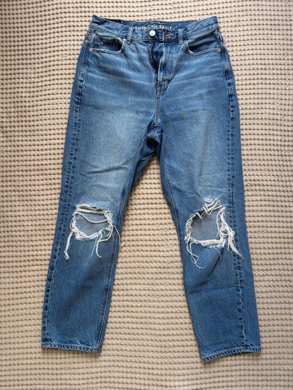 American Eagle Highest Rise Mom Jean